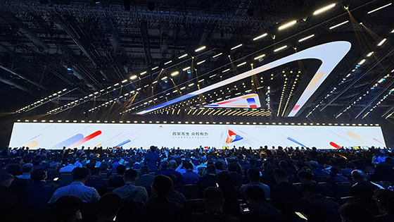 四个奖项！ayx官网亮相华为中国合作伙伴大会2025